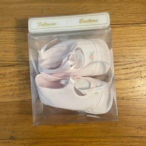 Feltman Brothers - Pink Girls Rose Garden Ribbon Booties - NB